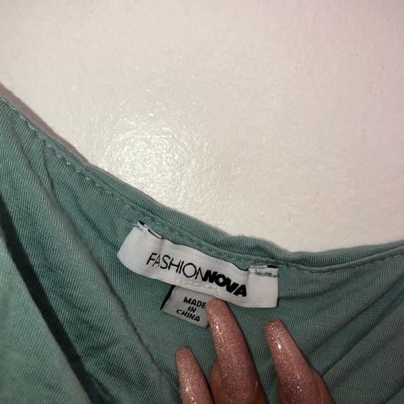 cute mint crop top 😍 - Picture 2 of 2